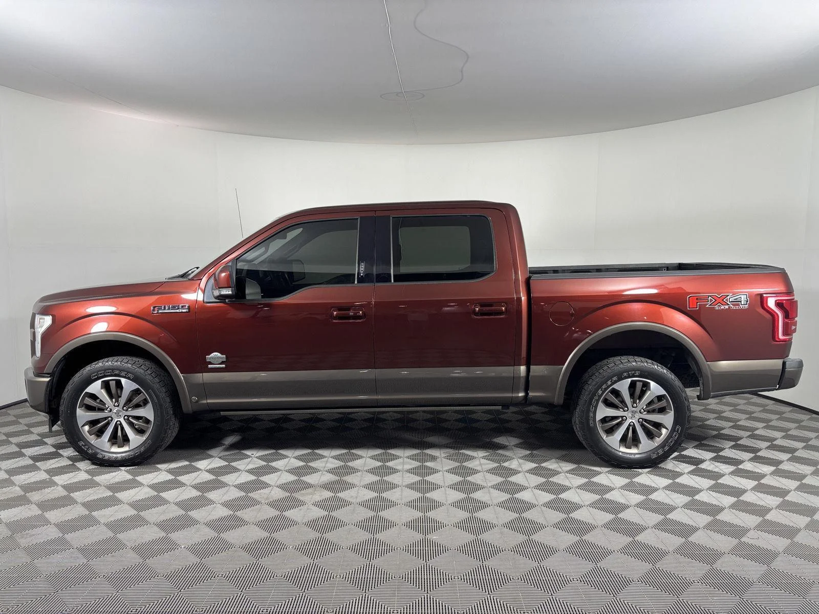 Used 2017 Bronze Fire/Caribou Ford King Ranch image 2