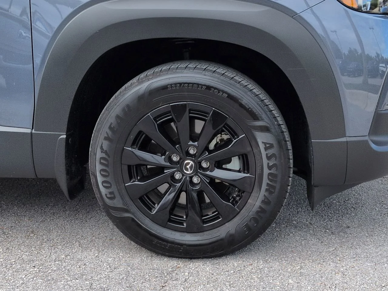Used 2025 Gray Metallic Mazda Premium Package image 10