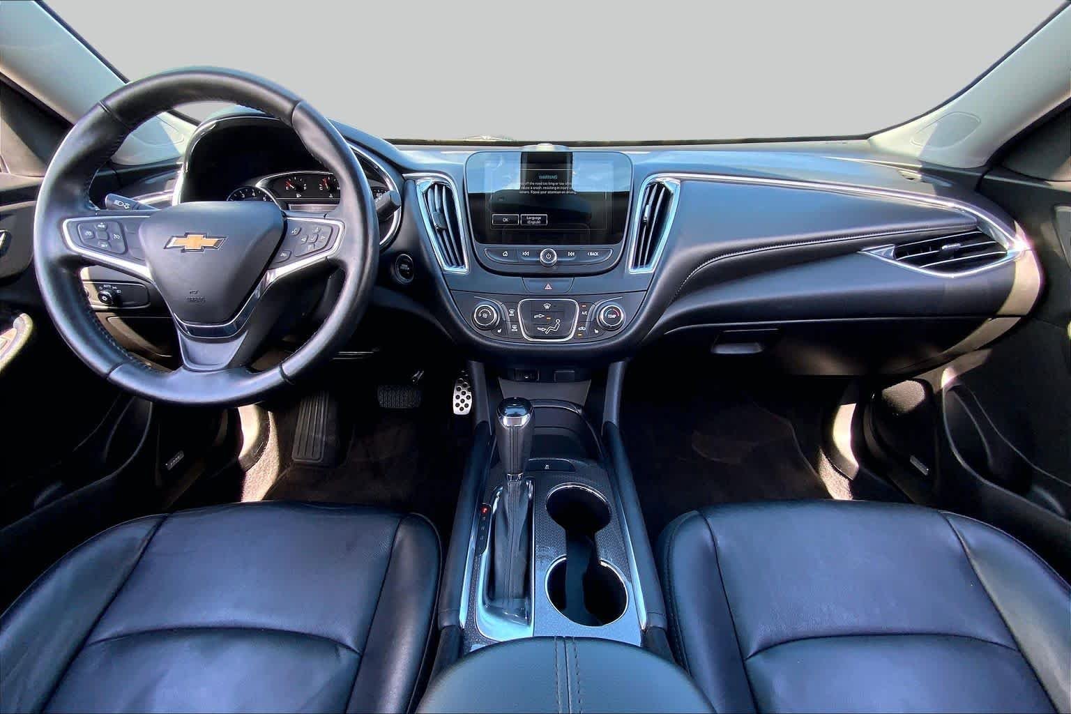 Used 2017 Summit White Chevrolet LT image 15