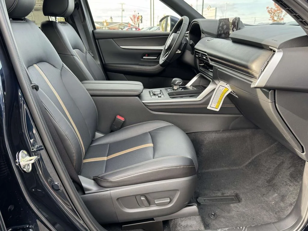 2026 Mazda CX-90 Premium Plus Package - Photo 16