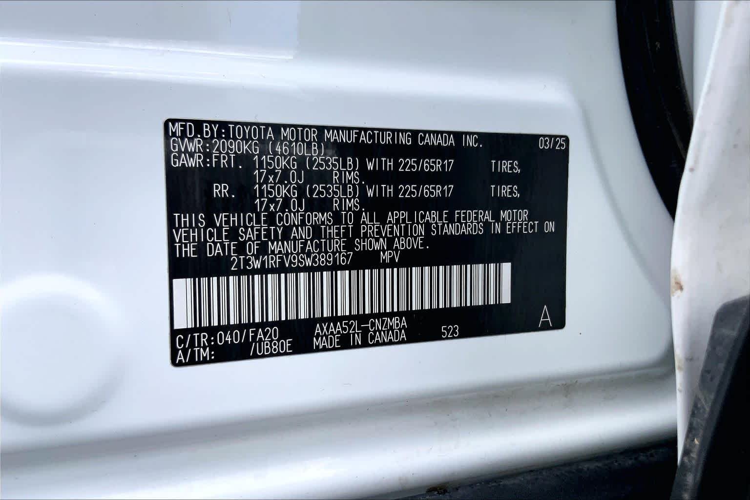 Used 2025 Ice Cap Toyota XLE image 36