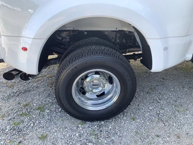 New 2026 White Ford F-350® Platinum® image 40