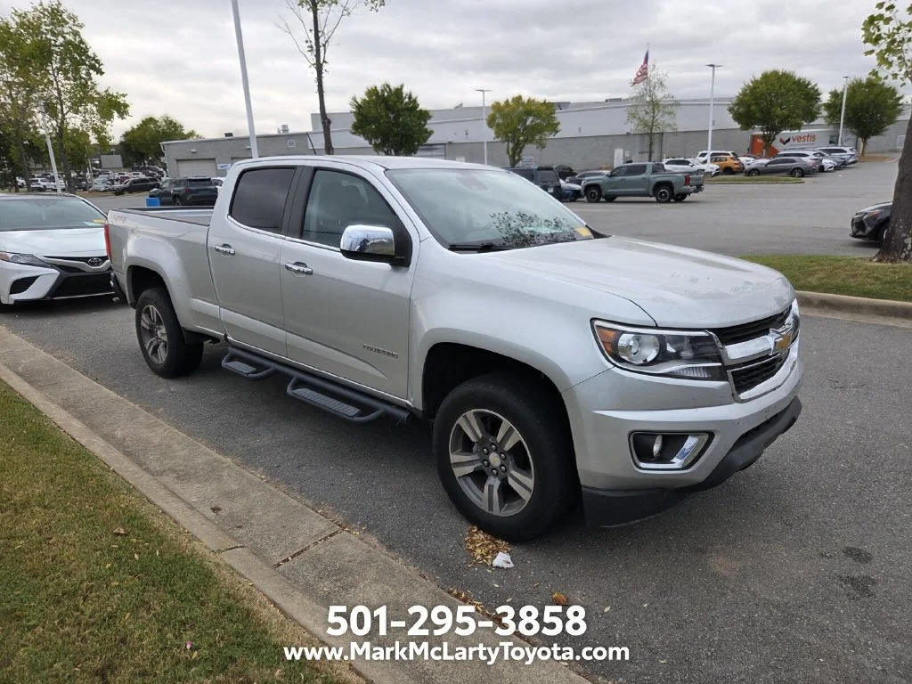 Used 2015 Silver Chevrolet LT image 3