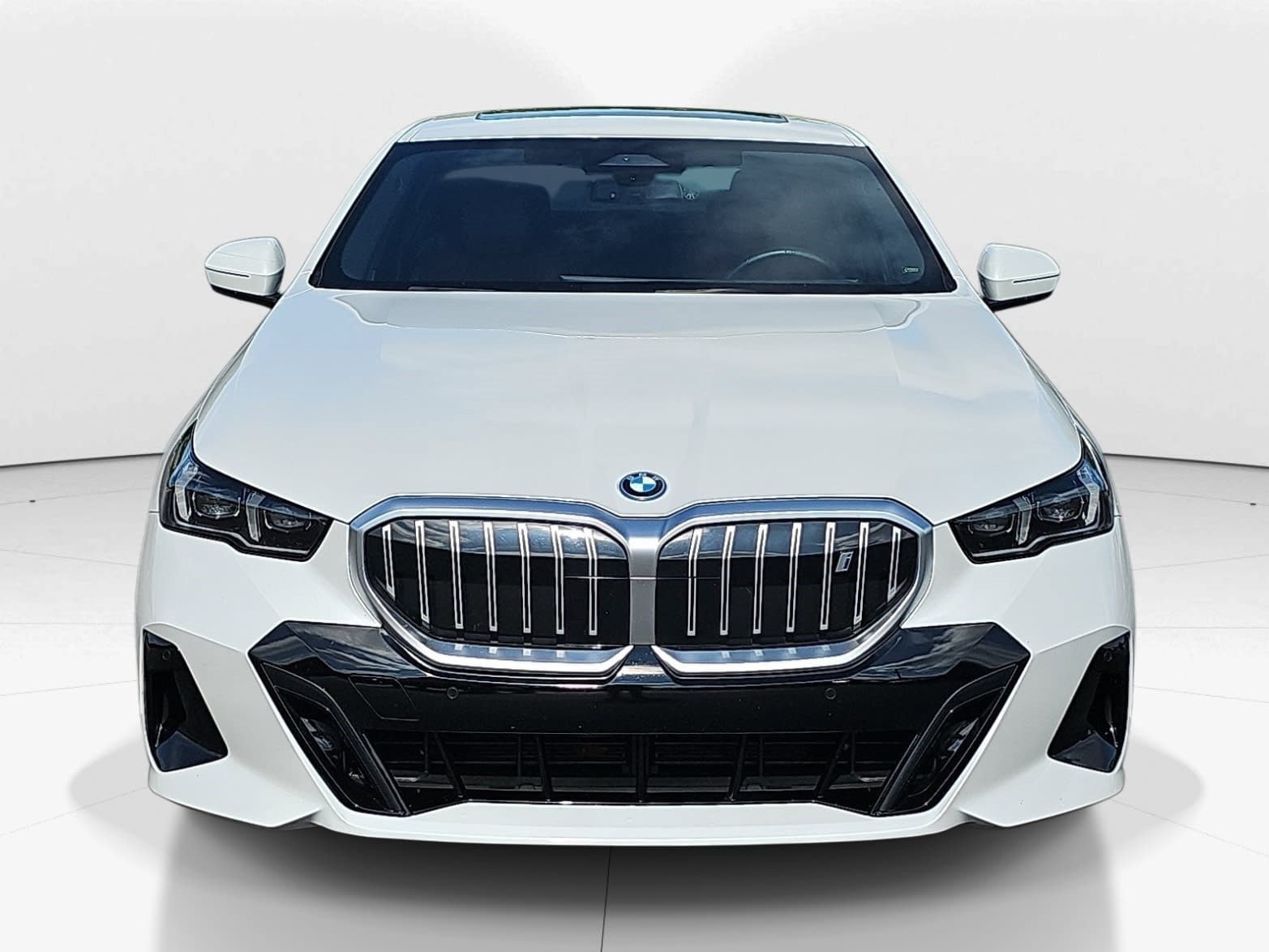 Used 2024 Mineral White Metallic BMW eDrive40 image 8