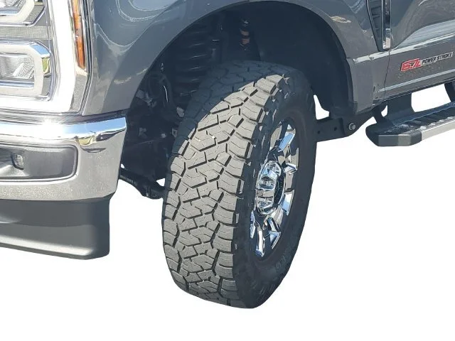 Used 2025 Carbonized Gray Metallic Ford XL image 37