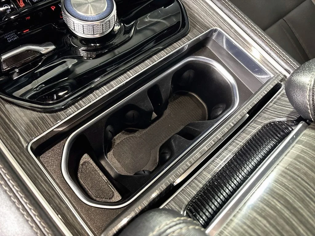 Used 2022 Black Jeep Series II image 15