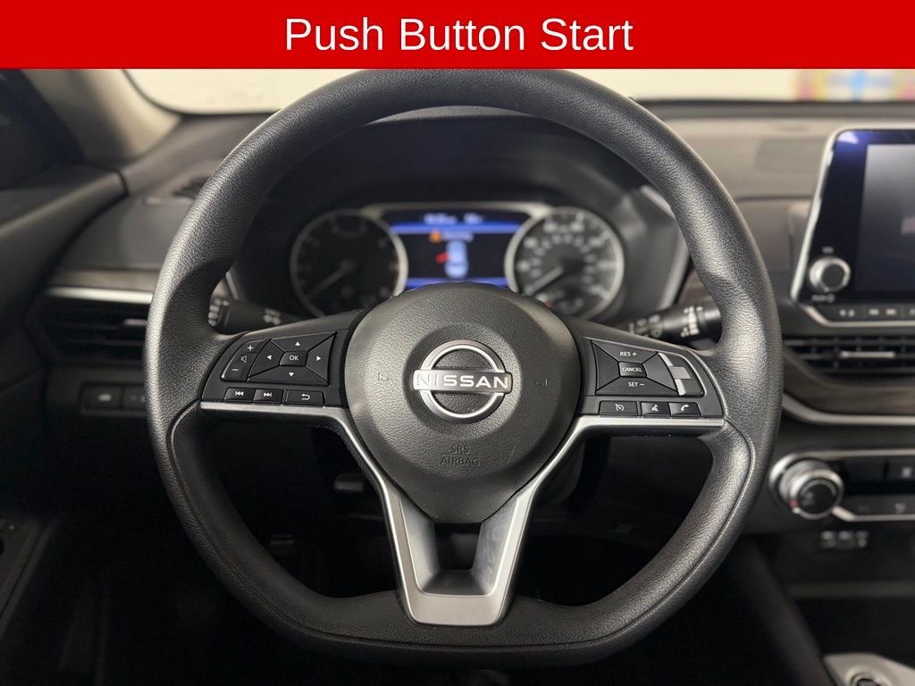 Used 2025 Gray Nissan 2.5 SV image 8