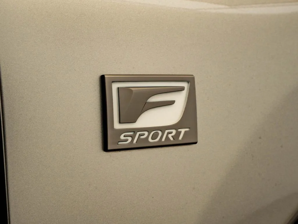 Used 2017 Silver Lexus 200t F Sport image 17