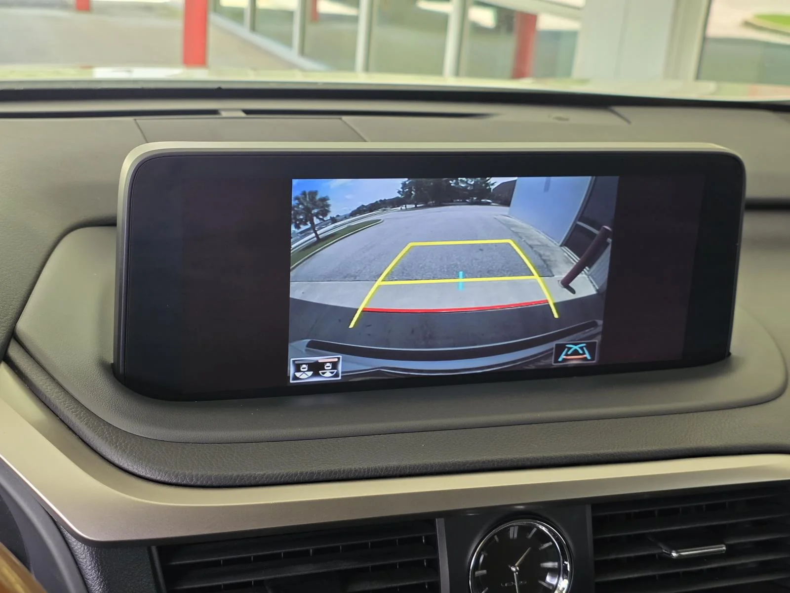 Used 2020 White Pearl Lexus 350L image 18