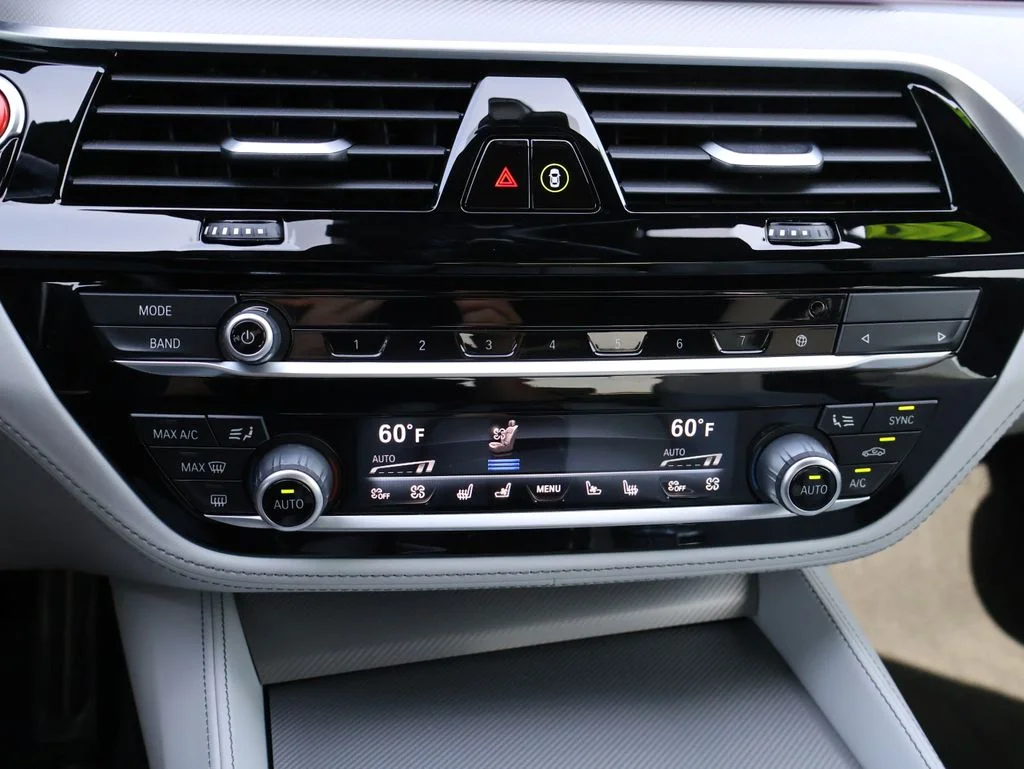 Used 2023 Alpine White BMW Base image 26