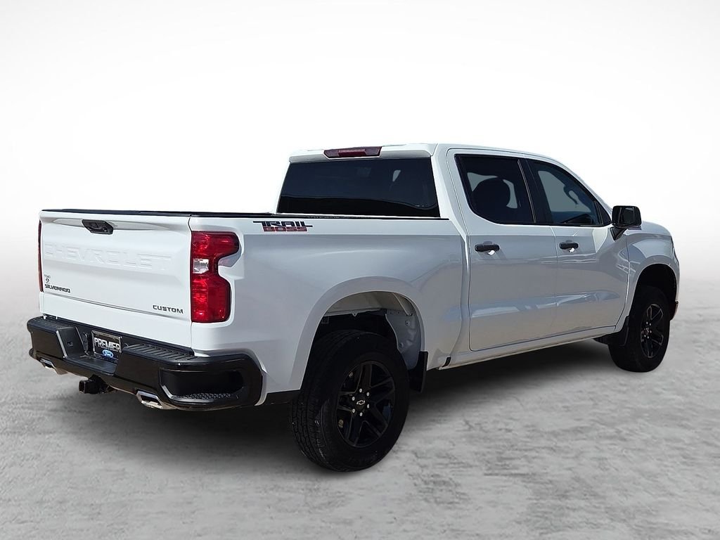Used 2025 White Chevrolet Custom Trail Boss image 11