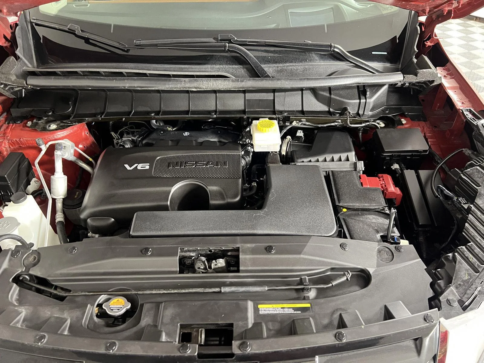 Used 2024 Scarlet Ember Nissan Platinum image 3