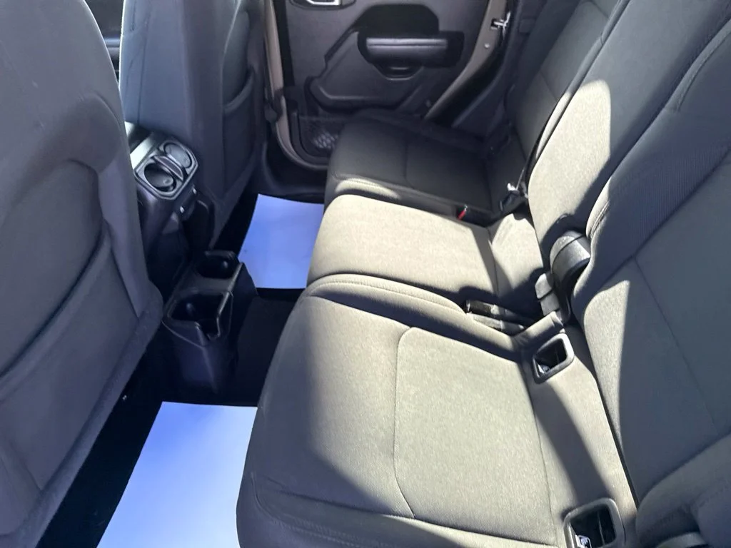 Certified Used 2020  Jeep Sport image 37