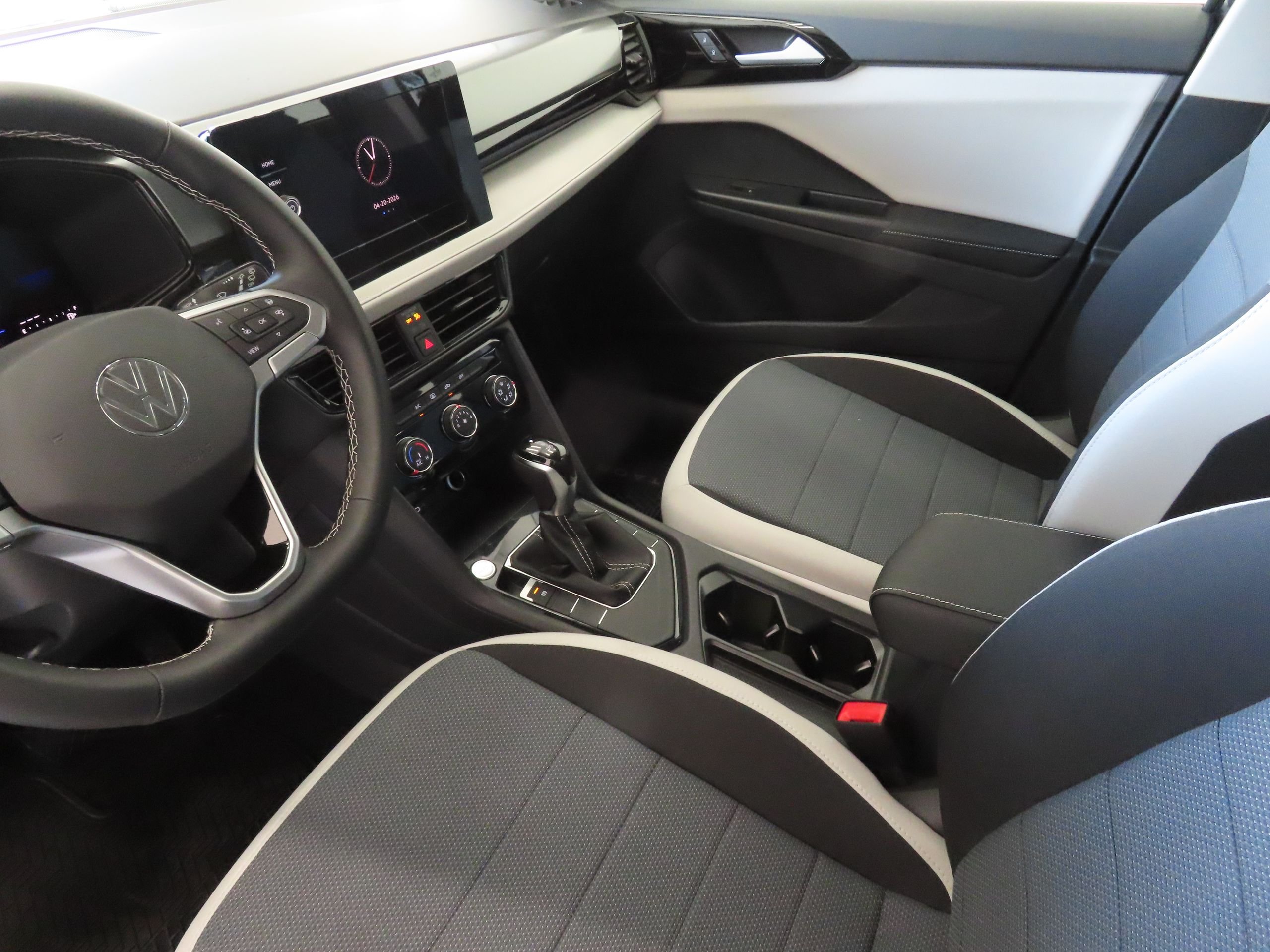 New 2026 Black Volkswagen 1.5T S image 17