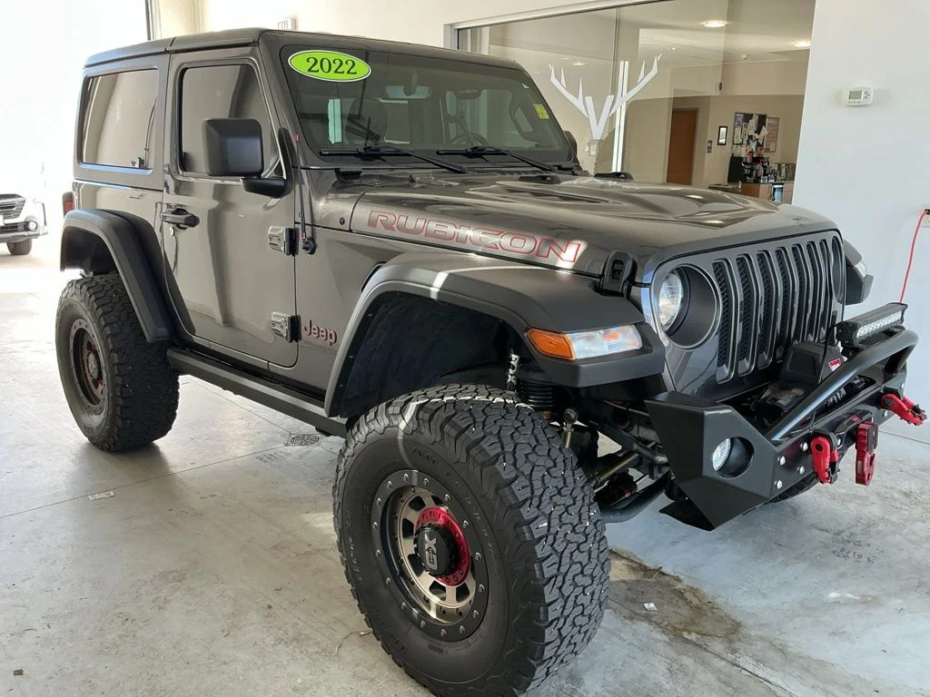 Used 2022 Crystal Metallic Jeep Rubicon image 1