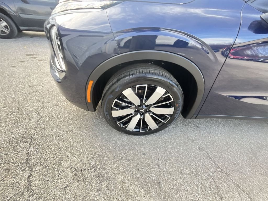 2026 Mitsubishi Outlander SE - Photo 10