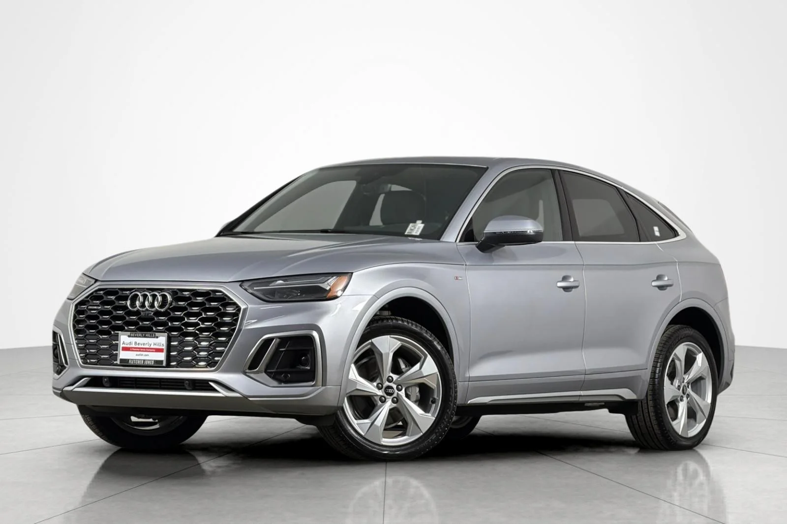 2025 Audi Q5 Sportback 45 Premium Plus quattro's photo