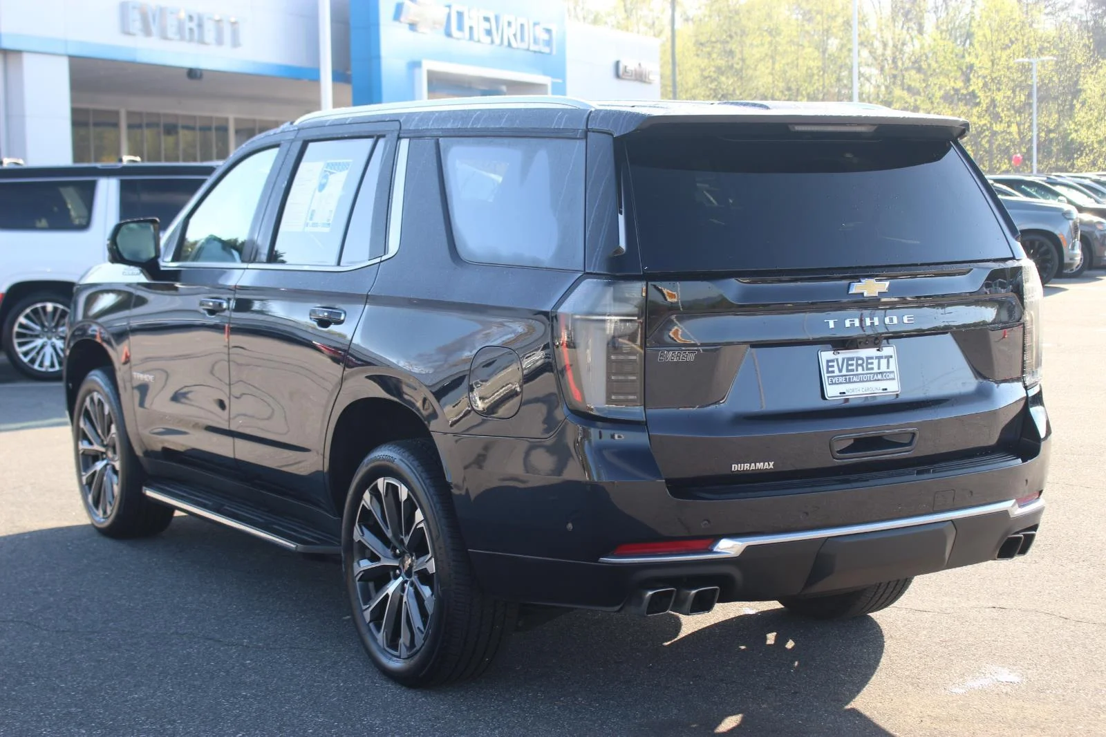 Used 2025 Dark Ash Metallic Chevrolet High Country image 5
