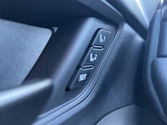 2026 Toyota C-HR XSE - Photo 26