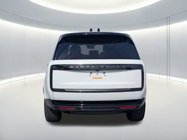 New 2027 White Land Rover SE image 5