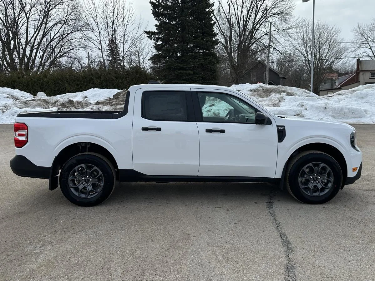 New 2026 White Ford XLT image 4