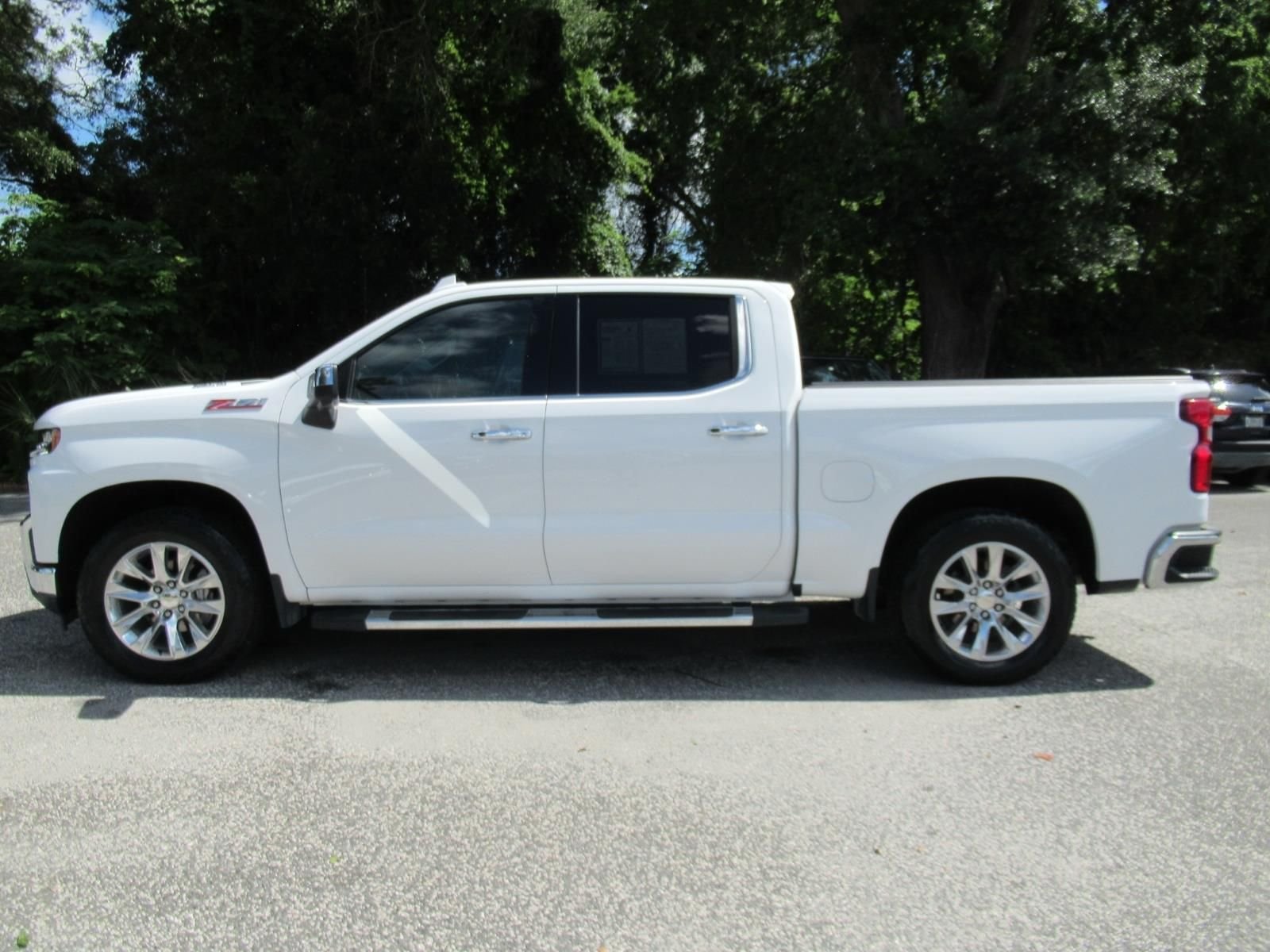 Used 2021 White Chevrolet LTZ image 4