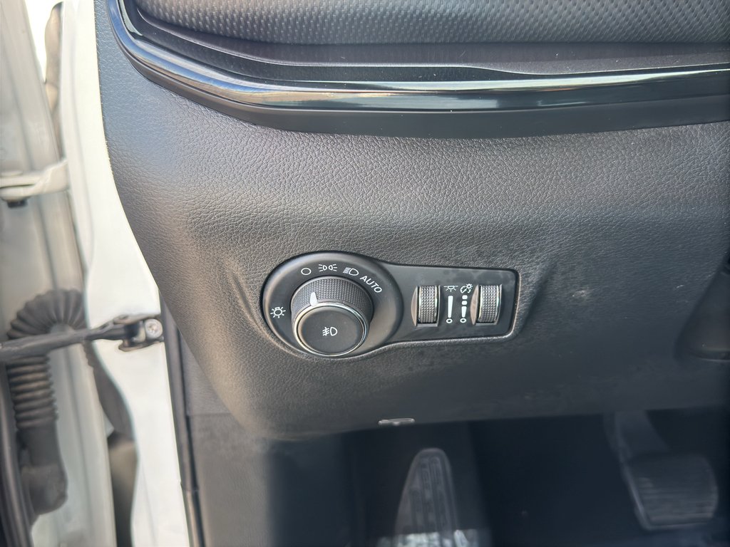 Used 2023 Bright White Clearcoat Jeep Altitude image 19