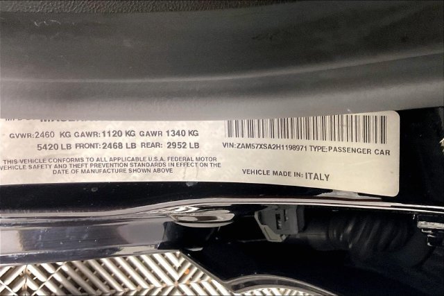 Used 2017  Maserati Base image 16