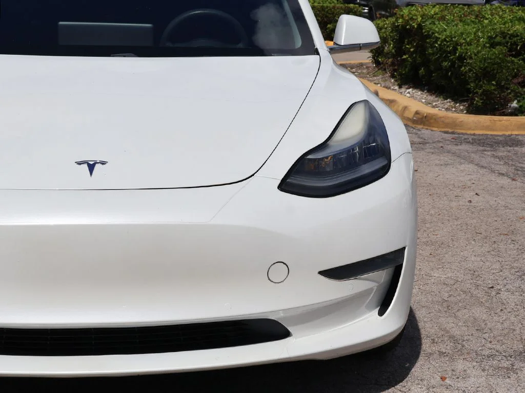 Used 2020 White Tesla Long Range image 15