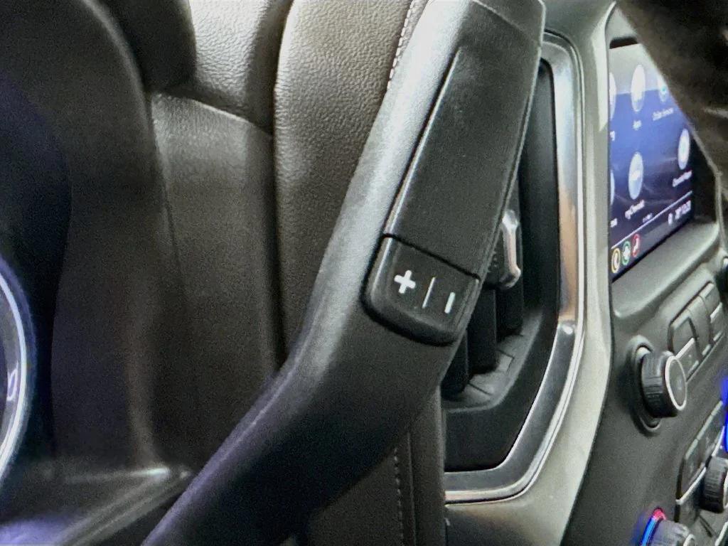 Used 2019 Silver Chevrolet LTZ image 19
