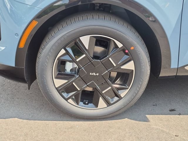 New 2027 Heritage Blue Kia SX Prestige image 10