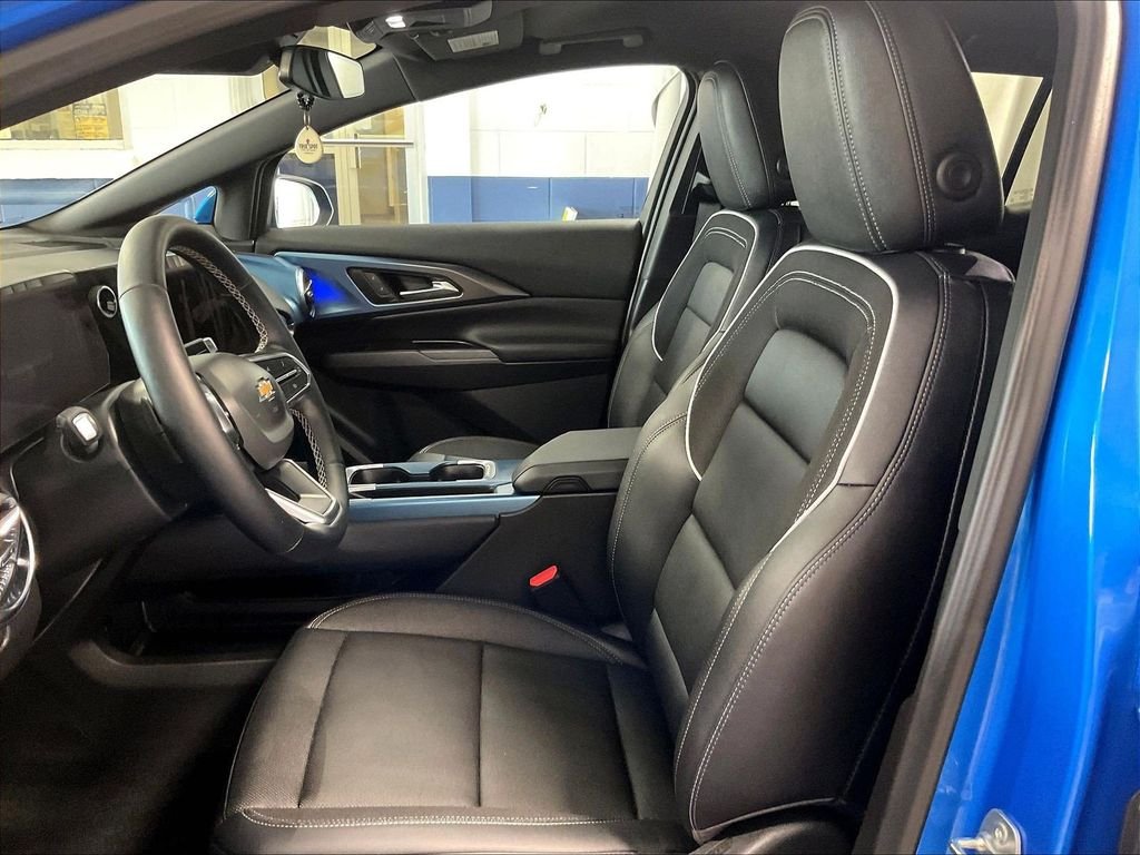 Used 2024 Blue Chevrolet LT image 10