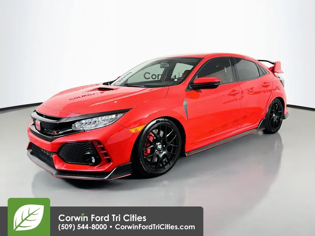 Used 2019 Rallye Red Honda Touring image 5