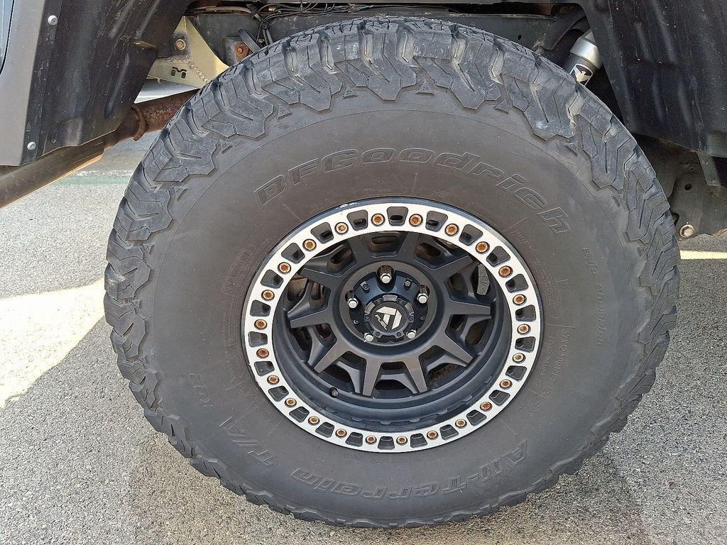 Used 2021 Black Jeep Sport image 7