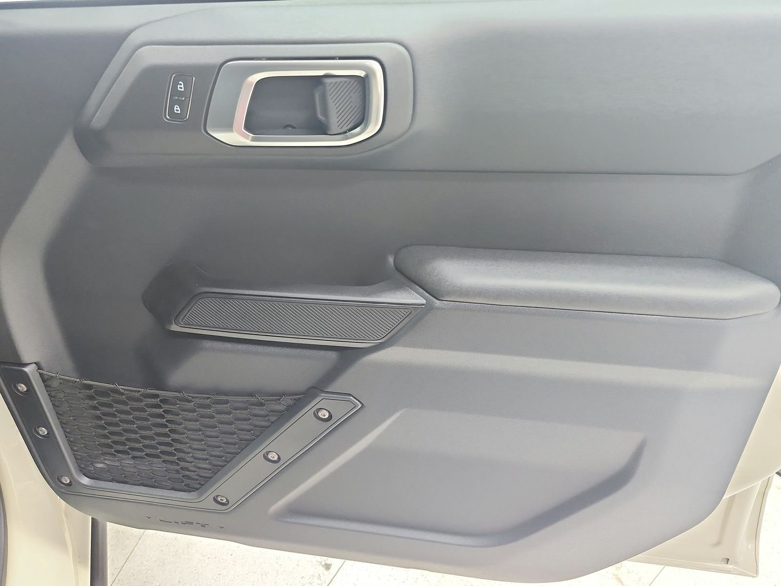 New 2026 Desert Sand Ford Badlands® image 46