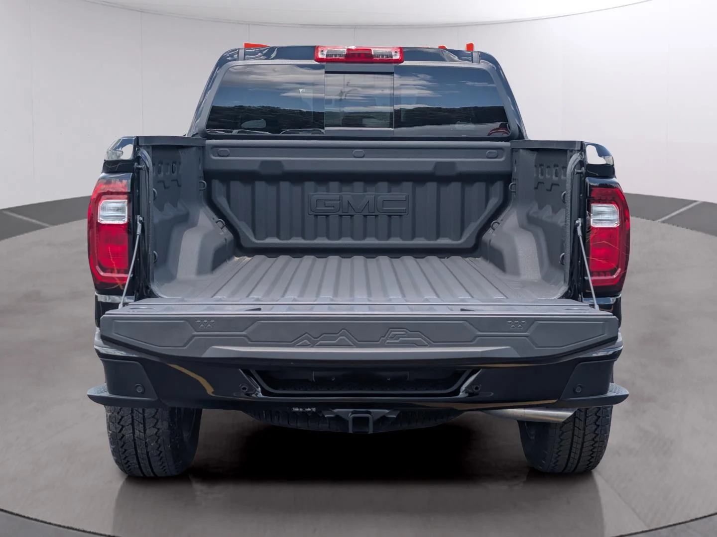 2026 GMC Canyon Denali - Photo 13