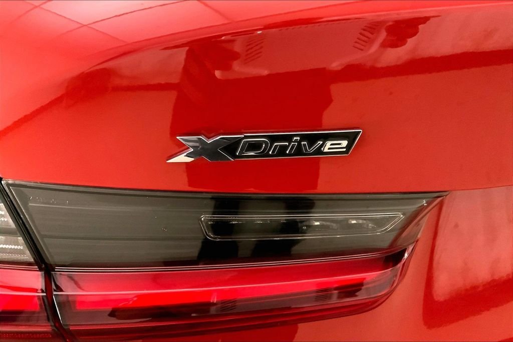 Used 2023 Melbourne Red Metallic BMW  image 7