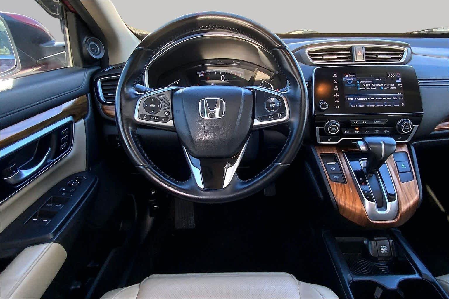 Used 2018 Basque Red Pearl II Honda Touring image 6