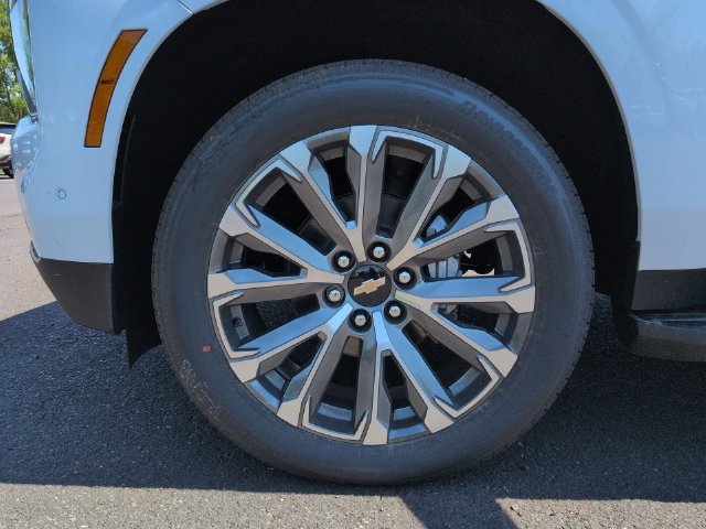 New 2026 Polar White Tricoat Chevrolet High Country image 36