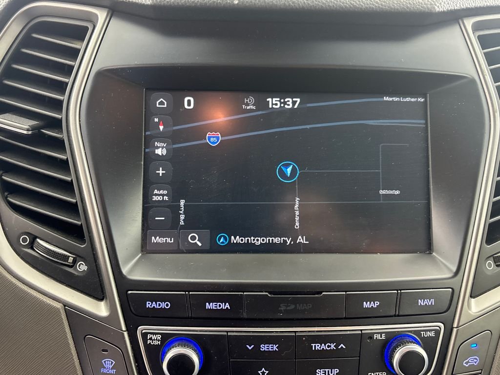 Used 2019 White Hyundai Limited image 33