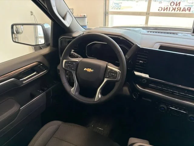 New 2026 Summit White Chevrolet LT image 30