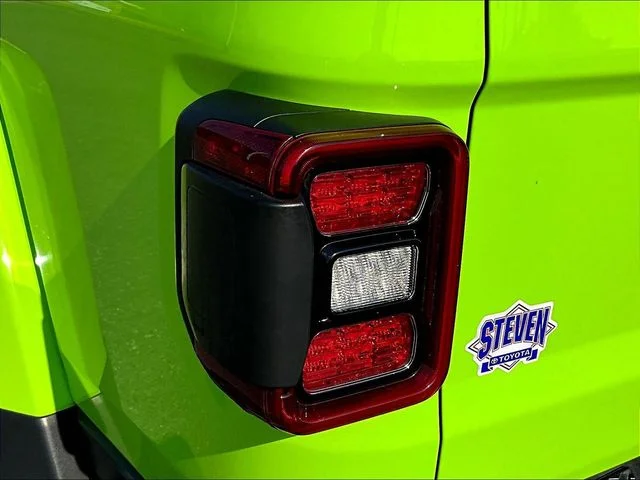 Used 2021 Green Jeep Mojave image 28
