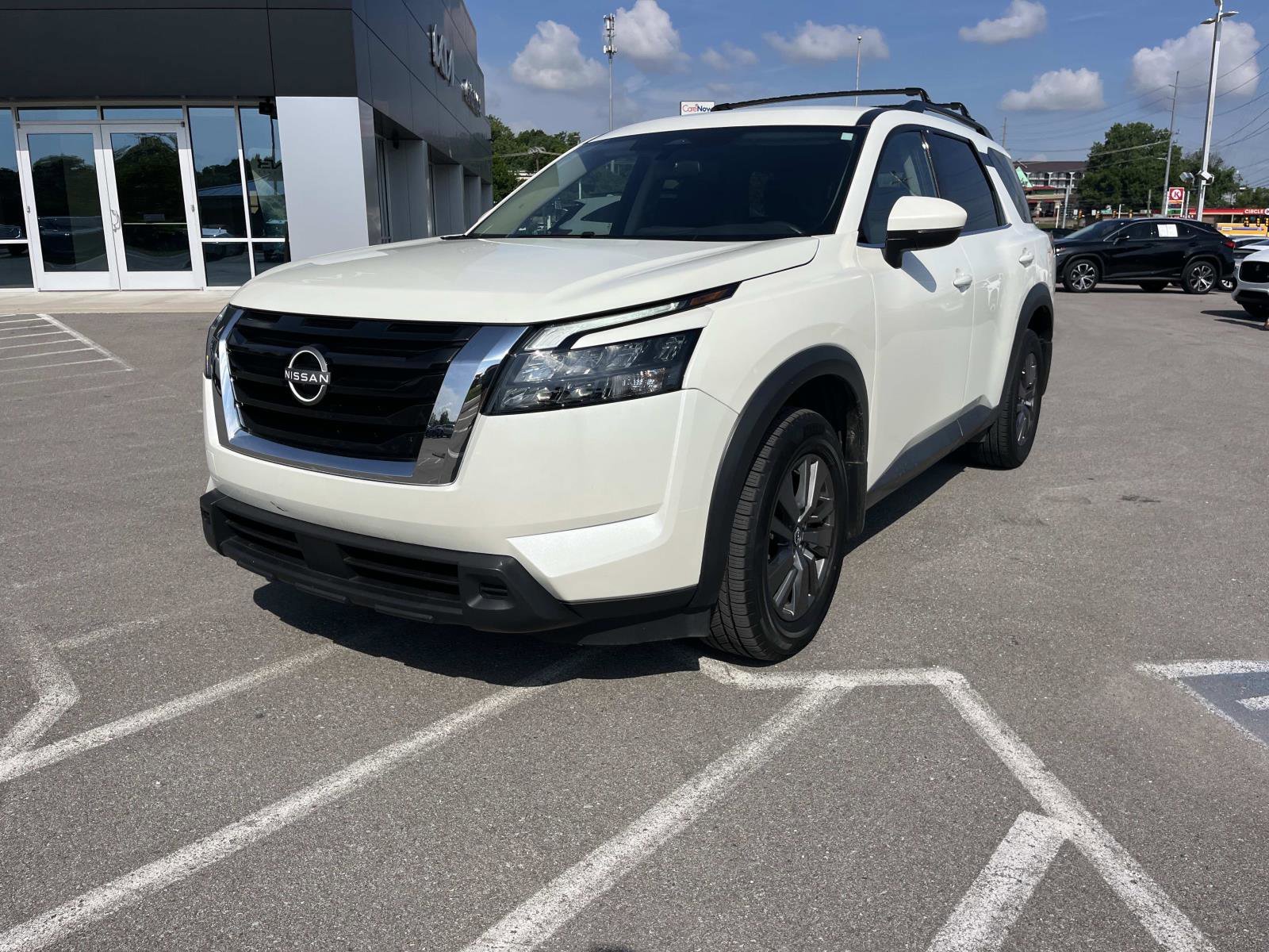 Used 2023 Pearl White Tricoat Nissan SV image 7