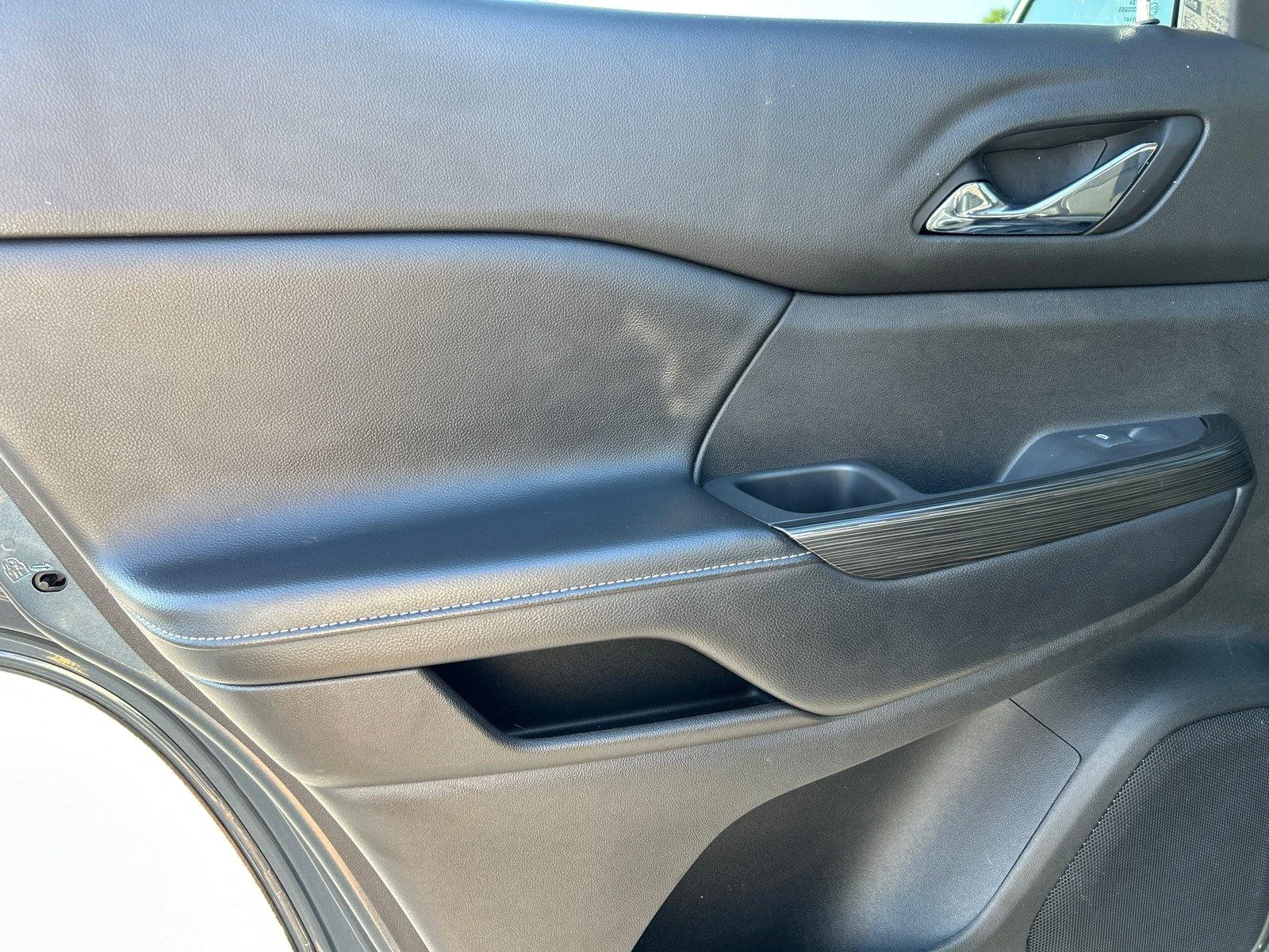 Used 2019 Dark Sky Metallic GMC SLT image 36