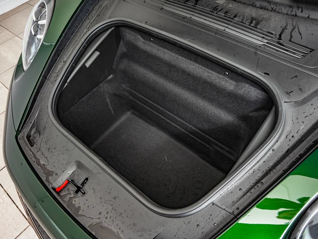 New 2026 Oak Green Metallic Neo Porsche Carrera 4S image 56