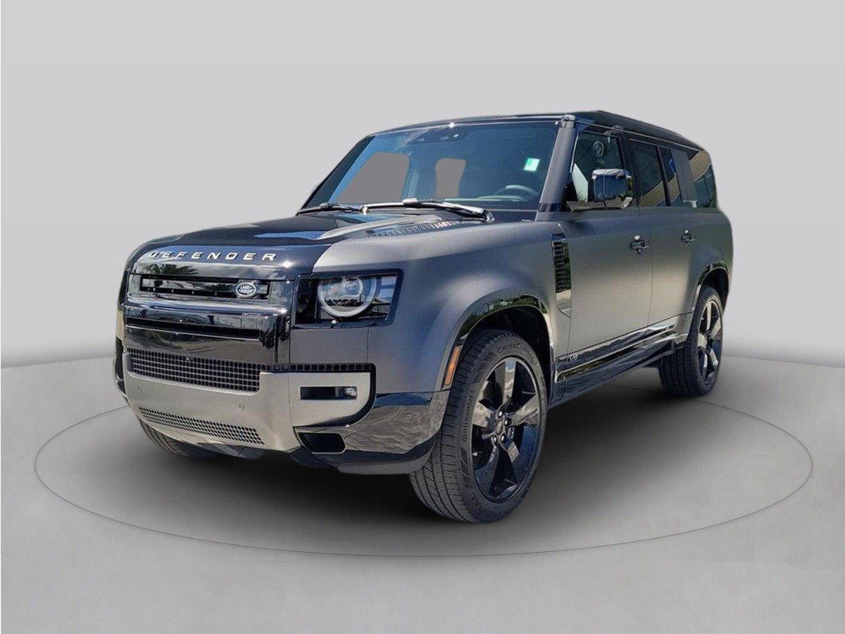 New 2026 Santorini Black Metallic Land Rover X-Dynamic SE image 14