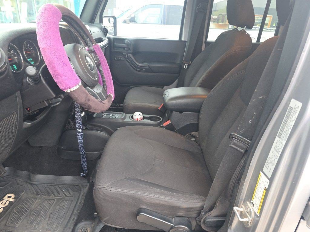 Used 2015 Jeep Wrangler Unlimited Sport with VIN 1C4HJWDG1FL636024 for sale in Casa Grande, AZ
