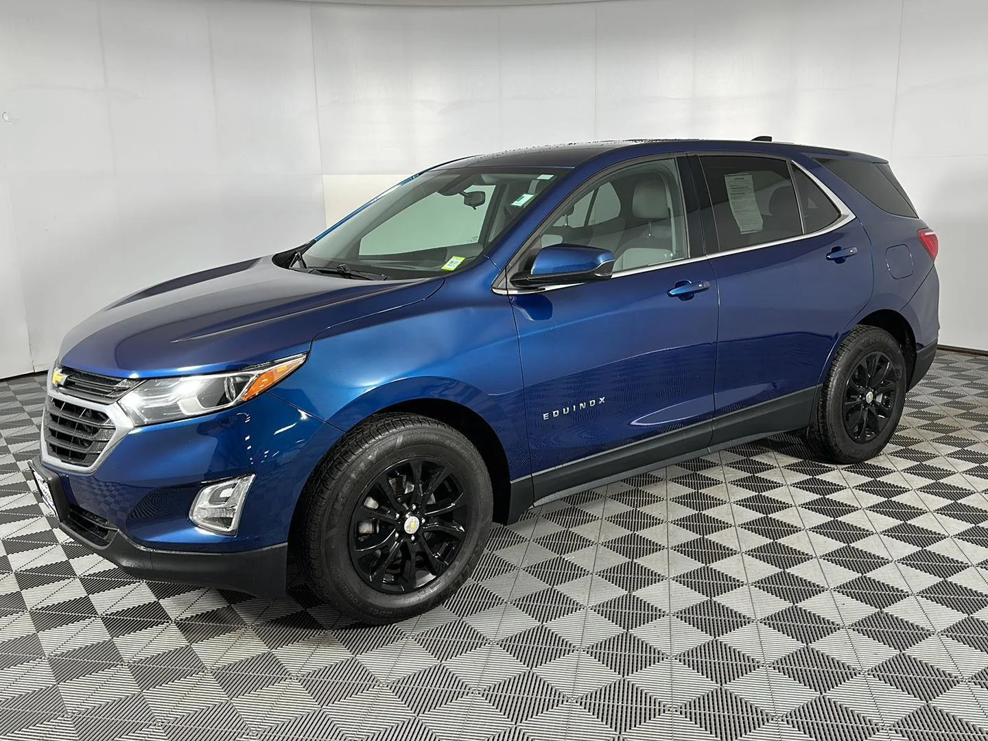 Used 2019 Pacific Blue Metallic Chevrolet LT image 4