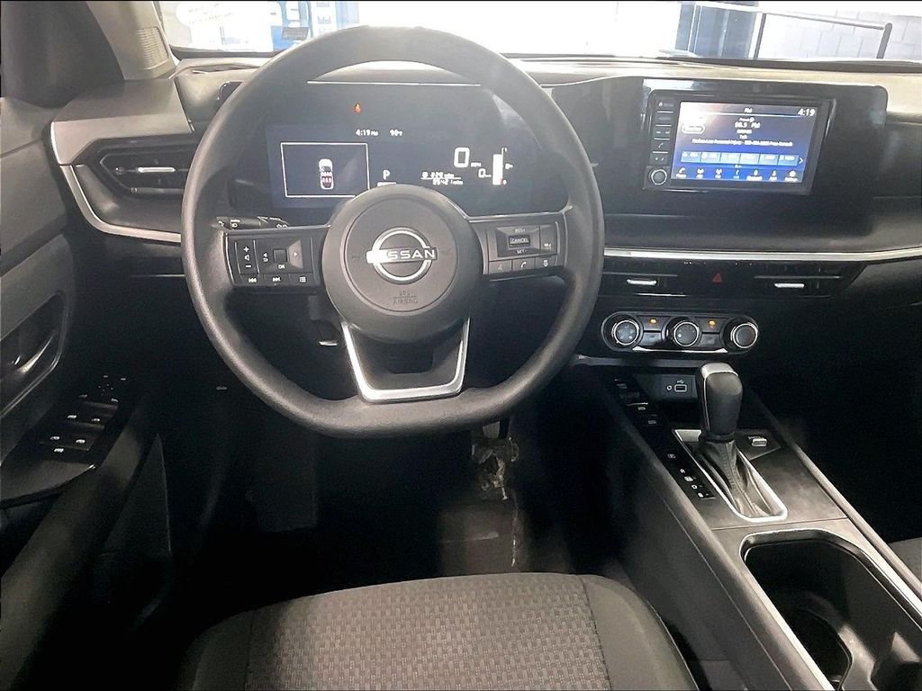 Used 2025 Black Nissan S image 18