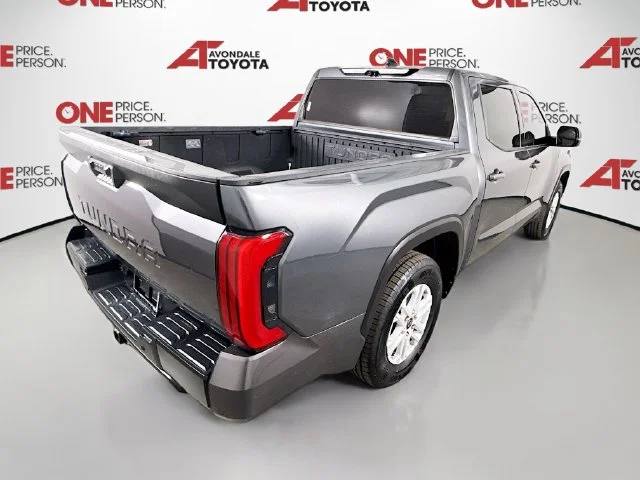 Used 2022 Gray Toyota SR5 image 7